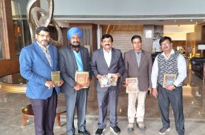 डॉ. दिनेश मिश्र ने चंडीगढ़ में सामाजिक कुरीतियों के खिलाफ चलाया अभियान, बैठक ली डॉ. दिनेश मिश्र ने चंडीगढ़ में सामाजिक कुरीतियों के खिलाफ चलाया अभियान, बैठक ली