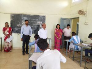 उड़नदस्ता दल द्वारा 26 परीक्षा केन्द्रों का निरीक्षण उड़नदस्ता दल द्वारा 26 परीक्षा केन्द्रों का निरीक्षण