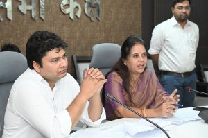 महापौर और आयुक्त ने गर्मी में सुगम जलआपूर्ति सुनिश्चित करने के निर्देश महापौर और आयुक्त ने गर्मी में सुगम जलआपूर्ति सुनिश्चित करने के निर्देश