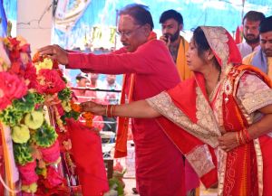 मुख्यमंत्री  सनातन समाज के अनुष्ठान में हुए शामिल