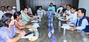 महापौर परिषद की बैठक में विभिन्न कार्यो को मिली स्वीकृति महापौर परिषद की बैठक में विभिन्न कार्यो को मिली स्वीकृति