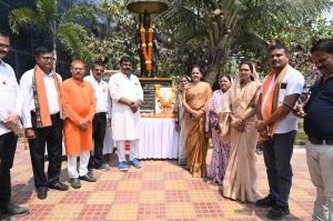 वीरांगना रानी अवंती बाई लोधी को उनके बलिदान दिवस पर दी गई श्रद्धांजलि वीरांगना रानी अवंती बाई लोधी को उनके बलिदान दिवस पर दी गई श्रद्धांजलि