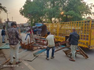 निगम जोन 8 ने रायपुरा औऱ टाटीबंध मार्ग में 27 ठेले, गुमटियां हटाईं, 13 हजार रुपए जुर्माना वसूला निगम जोन 8 ने रायपुरा औऱ टाटीबंध मार्ग में 27 ठेले, गुमटियां हटाईं, 13 हजार रुपए जुर्माना वसूला