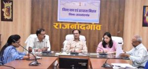 गांवों में पीएचई विभाग के मैदानी अमला करें नियमित निरीक्षण : कलेक्टर गांवों में पीएचई विभाग के मैदानी अमला करें नियमित निरीक्षण : कलेक्टर