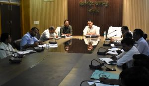 बालोद जिले में सुशासन तिहार 2025 का सफल एवं बेहतर आयोजन सुनिश्चित किया जाए: कलेक्टर श्री चन्द्रवाल बालोद जिले में सुशासन तिहार 2025 का सफल एवं बेहतर आयोजन सुनिश्चित किया जाए: कलेक्टर श्री चन्द्रवाल