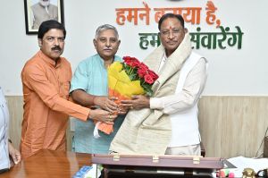 मुख्यमंत्री विष्णुदेव साय से निगम-मंडल के नवनियुक्त अध्यक्षों ने की सौजन्य भेंट मुख्यमंत्री विष्णुदेव साय से निगम-मंडल के नवनियुक्त अध्यक्षों ने की सौजन्य भेंट