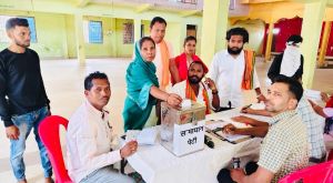 सुशासन तिहार: दिव्यांगों की मदद के लिए सुशासन संगवारी सुशासन तिहार: दिव्यांगों की मदद के लिए सुशासन संगवारी