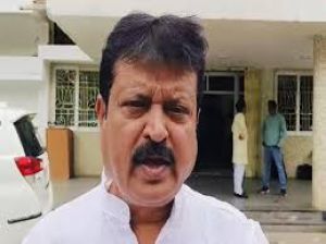  यह कांग्रेस का अधिवेशन नहीं बल्कि भ्रष्टाचारियों एवं घोटालेबाजों का अधिवेशन है - संजय श्रीवास्तव