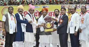 मुख्यमंत्री विष्णु देव साय छत्तीसगढ़ मनवा कुर्मी क्षत्रिय समाज के महाअधिवेशन में हुए शामिल मुख्यमंत्री विष्णु देव साय छत्तीसगढ़ मनवा कुर्मी क्षत्रिय समाज के महाअधिवेशन में हुए शामिल