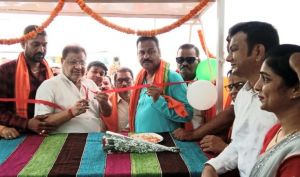 प्रधानमंत्री भारतीय जन औषधि केन्द्र मठपुरैना में उद्घाटित 