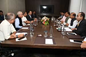 मुख्यमंत्री विष्णुदेव साय से साइजअप कंपनी के प्रमुख ने मुलाक़ात की मुख्यमंत्री विष्णुदेव साय से साइजअप कंपनी के प्रमुख ने मुलाक़ात की