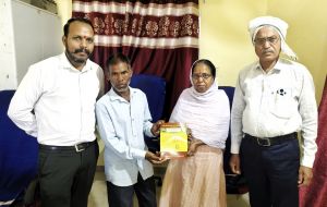 सुशासन तिहार 2025: प्रणिता साहू को एक आवेदन पर मिला मनरेगा जॉब कार्ड सुशासन तिहार 2025: प्रणिता साहू को एक आवेदन पर मिला मनरेगा जॉब कार्ड