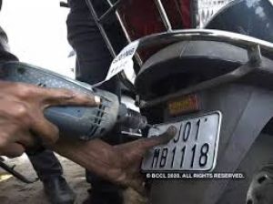  अनाधिकृत रूप से हाई सिक्योरिटी रजिस्ट्रीकरण प्लेट की बिक्री और आपूर्ति करने वालों के विरूद्ध होगी कठोर कानूनी कार्यवाही