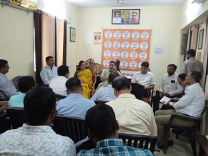 अधिकारी गर्मी में सड़क पर उतरकर थोड़ा पसीना बहायें - सुनील सोनी अधिकारी गर्मी में सड़क पर उतरकर थोड़ा पसीना बहायें - सुनील सोनी