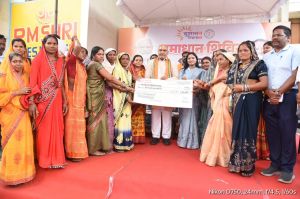 महिलाओं को स्वरोजगार और युवाओं को रोजगार से जोड़ने की पहल, नगपुरा समाधान शिविर में मिला लाभ महिलाओं को स्वरोजगार और युवाओं को रोजगार से जोड़ने की पहल, नगपुरा समाधान शिविर में मिला लाभ