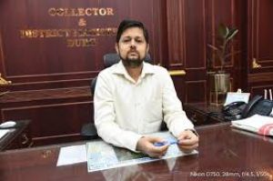  कलेक्टर ने जिले की खदानों में सुरक्षा व्यवस्था को बनाए रखने दिए निर्देश