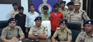 प्रतिबंधित नशीली दवाओ के 04 सौदागर पुलिस गिरफ्त मे प्रतिबंधित नशीली दवाओ के 04 सौदागर पुलिस गिरफ्त मे