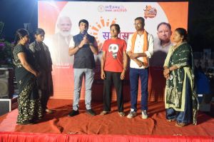 सिविक सेंटर भिलाई में ’सुशासन तिहार’ के अवसर पर सांस्कृतिक एवं ज्ञानवर्धक कार्यक्रम का हुआ आयोजन सिविक सेंटर भिलाई में ’सुशासन तिहार’ के अवसर पर सांस्कृतिक एवं ज्ञानवर्धक कार्यक्रम का हुआ आयोजन