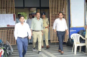 यूपीएससी परीक्षा : कलेक्टर, एसएसपी ने किया परीक्षा केंद्रों का किया अवलोकन यूपीएससी परीक्षा : कलेक्टर, एसएसपी ने किया परीक्षा केंद्रों का किया अवलोकन