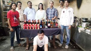 महाराष्ट्र ,हिमाचल प्रदेश, छत्तीसगढ़ की मदिरा के साथ 3 आरोपी गिरफ्तार महाराष्ट्र ,हिमाचल प्रदेश, छत्तीसगढ़ की मदिरा के साथ 3 आरोपी गिरफ्तार