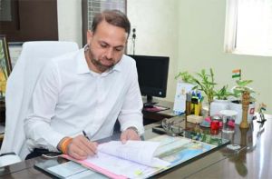  स्वच्छता त्यौहार अभियान के अंतर्गत शनिवार को जिले में व्यापक स्तर पर चलाया गया स्वच्छता अभियान