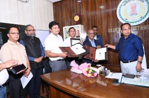 छत्तीसगढ़ में सीबीजी प्लांट स्थापना के लिए 100 करोड़ का निवेश, रायपुर में हुआ त्रिपक्षीय समझौता