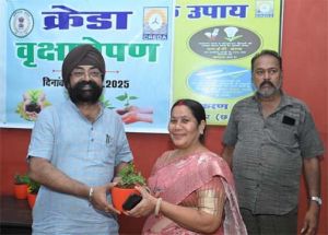  संकल्प से सिद्ध कार्यक्रम के तहत वृहद पौधरोपण कार्यक्रम आयोजित