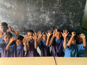  खरगा की पूनम को मिली दिशा — जब शिक्षक पहुँचे गाँव तक