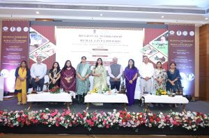  रायपुर में ‘लखपति महिला पहल’ पर राष्ट्रीय क्षेत्रीय कार्यशाला का शुभारंभ