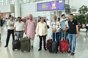 राष्ट्रपति के करकमलों से मिनिस्टीरियल अवार्ड लेने सभापति राठौड़ और स्वास्थ्य विभाग अध्यक्ष गायत्री, निगम अधिकारियों सहित नई दिल्ली रवाना