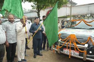   एक पेड़ माँ के नाम“ अभियान बना जन आंदोलन, पर्यावरण संरक्षण को मिल रही नई दिशाः-   लखन लाल देवांगन