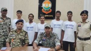  छत्तीसगढ़ के पांच जिलों में 66 नक्सलियों ने किया आत्मसमर्पण