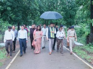  दूरस्थ गांवों से डिजिटल कक्षाओं तक: केंद्रीय राज्य मंत्री डॉ. चंद्र शेखर ने मोहला-मानपुर-अंबागढ़ चौकी में जमीनी बदलाव को बताया ‘विकसित भारत’ की मिसाल