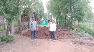 भाठागांव में लगभग डेढ़ एकड़ निजी भूमि पर की गई अवैध प्लाटिंग पर निगम ने लगाई रोक भाठागांव में लगभग डेढ़ एकड़ निजी भूमि पर की गई अवैध प्लाटिंग पर निगम ने लगाई रोक