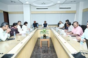 हिंसक वन्यप्राणियों द्वारा जनहानि, फसल हानि के प्रकरणों का संवेदनशीलता से करें निराकरण : मुख्यमंत्री हिंसक वन्यप्राणियों द्वारा जनहानि, फसल हानि के प्रकरणों का संवेदनशीलता से करें निराकरण : मुख्यमंत्री