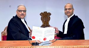   न्यायमूर्ति रविन्द्र कुमार अग्रवाल होंगे छत्तीसगढ़ उच्च न्यायालय के स्थायी न्यायाधीश