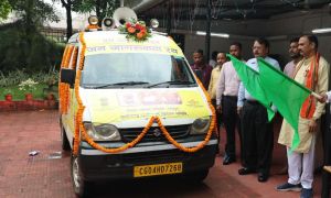   स्वास्थ्य मंत्री ने अंतर्राष्ट्रीय युवा दिवस के अवसर पर एड्स जागरूकता वाहन को हरी झंडी दिखाकर किया रवाना