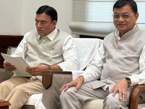 श्रम मंत्री लखन लाल देवांगन ने की केंद्रीय श्रम मंत्री मनसुख एल मंडाविया से मुलाक़ात