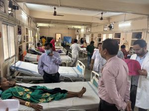  संभागायुक्त श्री कावरे ने मेकाहारा के पीजी गर्ल्स हॉस्टल के अधूरे निर्माण को शीघ्र पूर्ण करने के दिए निर्देश