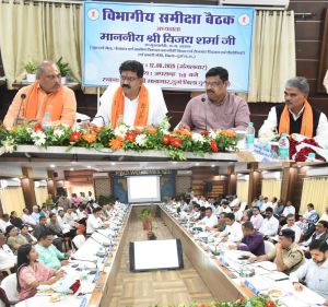 विभागों में नवाचार को बढ़ावा दिया जाए: उपमुख्यमंत्री 