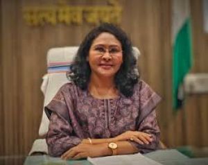 जिले में सड़क दुर्घटना में कमी लाने, बेहतर आवागमन तथा पशुओं की जीवन सुरक्षा हेतु कलेक्टर ने जारी किया आदेश 