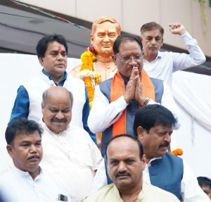 आज हम पते में जिस 'छत्तीसगढ़' शब्द का उपयोग करते हैं, वह श्रद्धेय अटल जी की ही देन – मुख्यमंत्री श्री साय आज हम पते में जिस 'छत्तीसगढ़' शब्द का उपयोग करते हैं, वह श्रद्धेय अटल जी की ही देन – मुख्यमंत्री श्री साय