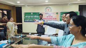  नया राजस्व वर्ष शुरु होने से पहले लंबित प्रकरणों का करें निराकरण - कलेक्टर