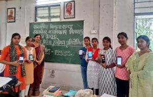 छत्तीसगढ़ रजत महोत्सव के तहत तिरंगा स्लोगन प्रतियोगिता का हुआ आयोजन छत्तीसगढ़ रजत महोत्सव के तहत तिरंगा स्लोगन प्रतियोगिता का हुआ आयोजन