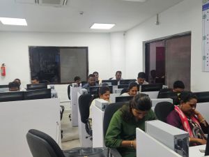  रायपुर में &lsquo;प्रोजेक्ट दक्ष&rsquo; से अधिकारी बन रहे डिजिटली निपुण