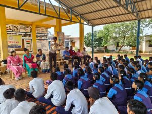 प्रोजेक्ट सुरक्षा के तहत छात्रों को मिला जीवनरक्षक प्रशिक्षण प्रोजेक्ट सुरक्षा के तहत छात्रों को मिला जीवनरक्षक प्रशिक्षण