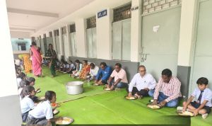 एसडीएम गुरूर सोनकर ने पीएमश्री स्वामी आत्मानंद उत्कृष्ट अंग्रेजी माध्यम विद्यालय गुरूर का किया निरीक्षण एसडीएम गुरूर सोनकर ने पीएमश्री स्वामी आत्मानंद उत्कृष्ट अंग्रेजी माध्यम विद्यालय गुरूर का किया निरीक्षण