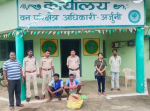 बलौदाबाजार वनमण्डल में अवैध शिकारियों पर कार्यवाही बलौदाबाजार वनमण्डल में अवैध शिकारियों पर कार्यवाही