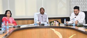 स्टेट व नेशनल हाइवे में घूमंतु पशुओं की सुरक्षा एवं दुर्घटनाओं में घायलों के उपचार के लिए व्यवस्था सुदृढ़ की जाए: नेताम स्टेट व नेशनल हाइवे में घूमंतु पशुओं की सुरक्षा एवं दुर्घटनाओं में घायलों के उपचार के लिए व्यवस्था सुदृढ़ की जाए: नेताम