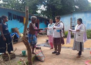  अतिवृष्टि प्रभावित दंतेवाड़ा, बारसूर, बड़े बचेली, गीदम में पेयजल क्लोरिनेशन एवं हेल्थ चेकअप टीमें पहुंची